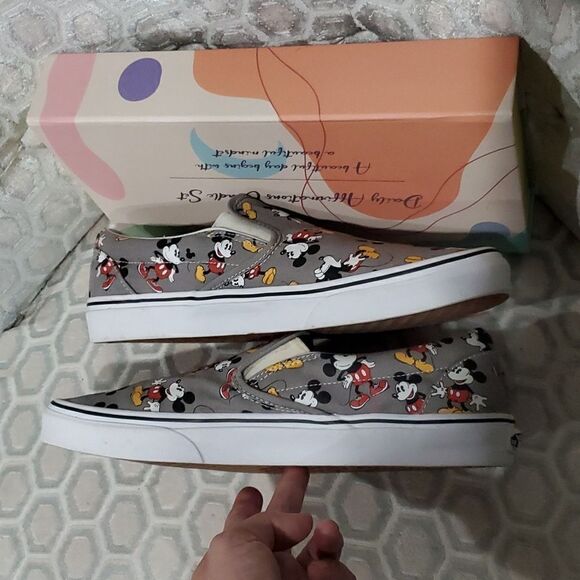 Vans x Disney Mickey Mouse Sneakers Mens Size 12 - Picture 7 of 12